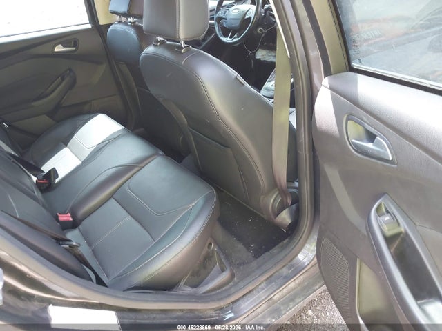 صورة 8 لـ 2016 FORD FOCUS SE