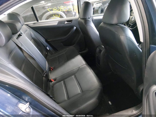 2017 Volkswagen JETTA 1.4T SE — фото 8