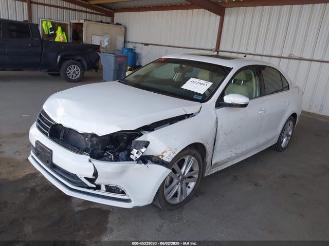 صورة 2 لـ 2015 Volkswagen JETTA 2.0L TDI SEL