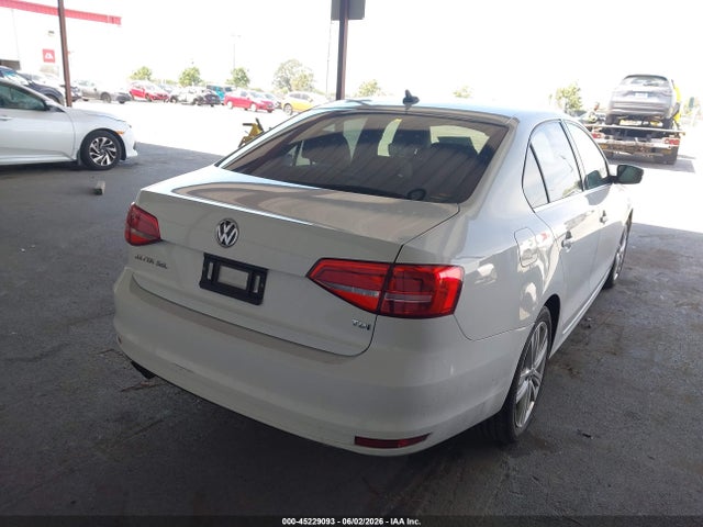 صورة 4 لـ 2015 Volkswagen JETTA 2.0L TDI SEL