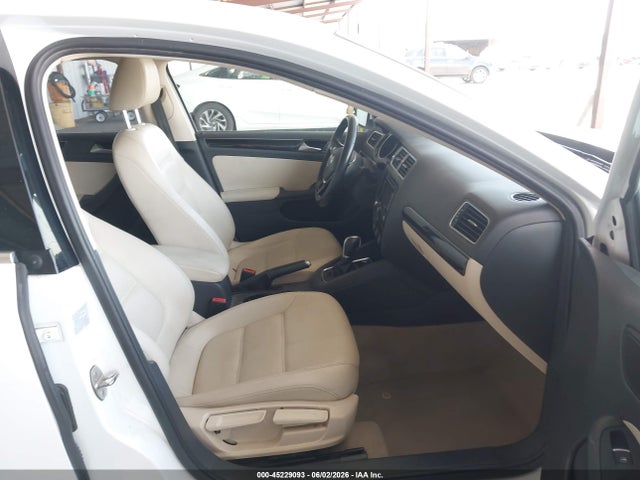 صورة 5 لـ 2015 Volkswagen JETTA 2.0L TDI SEL