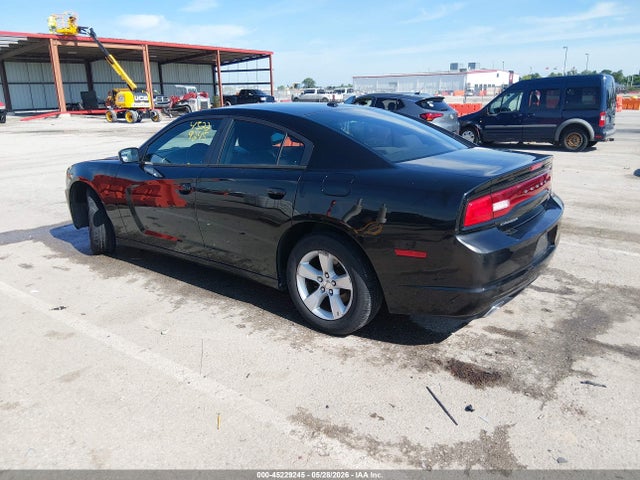 2014 Dodge CHARGER SXT — фото 3
