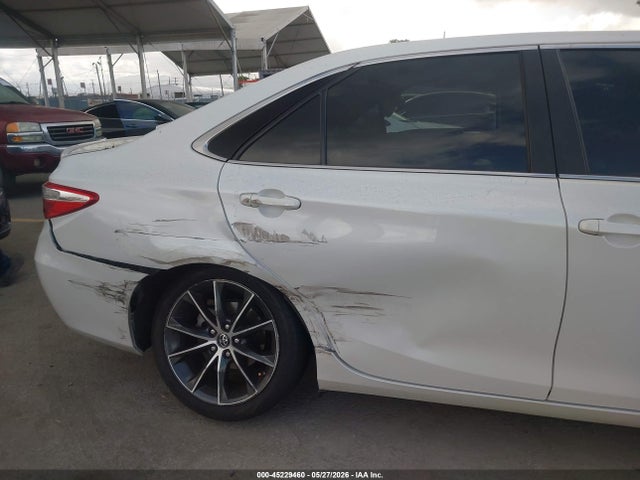 2017 Toyota CAMRY XSE 缩略图 18