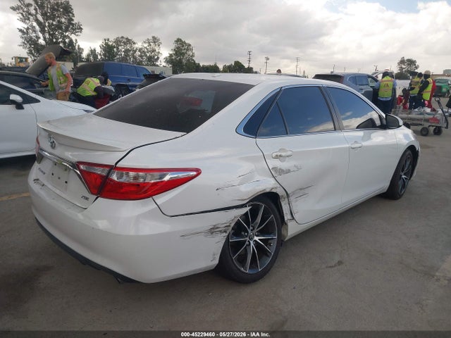 2017 Toyota CAMRY XSE 照片 4