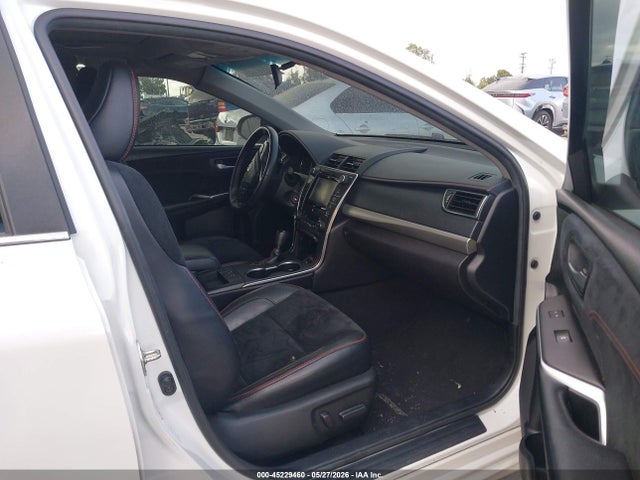 2017 Toyota CAMRY XSE 照片 5