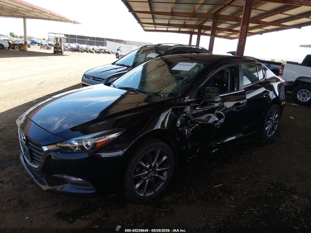 2018 Mazda MAZDA3 TOURING photo 6