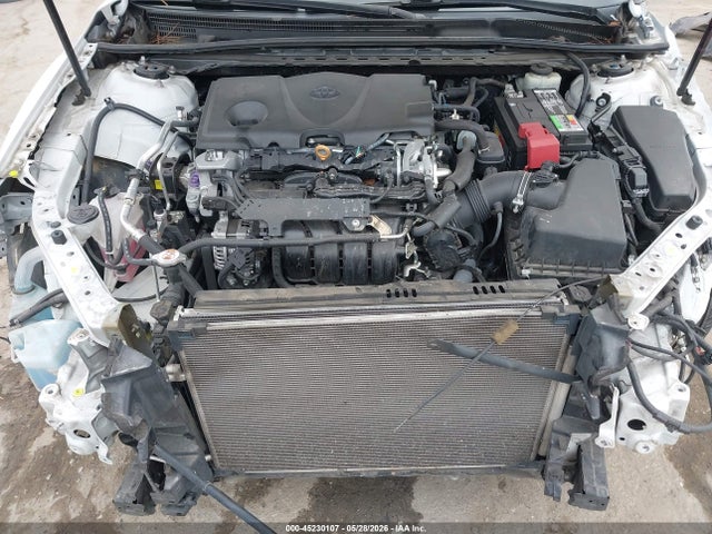2018 TOYOTA CAMRY XSE 10