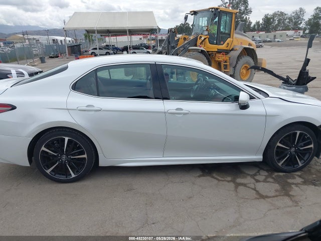 2018 TOYOTA CAMRY XSE 14
