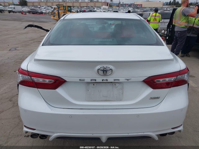 2018 TOYOTA CAMRY XSE 17