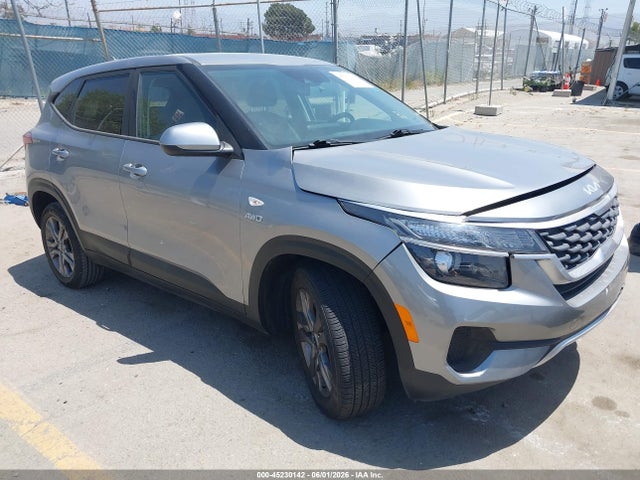 2023 KIA SELTOS LX