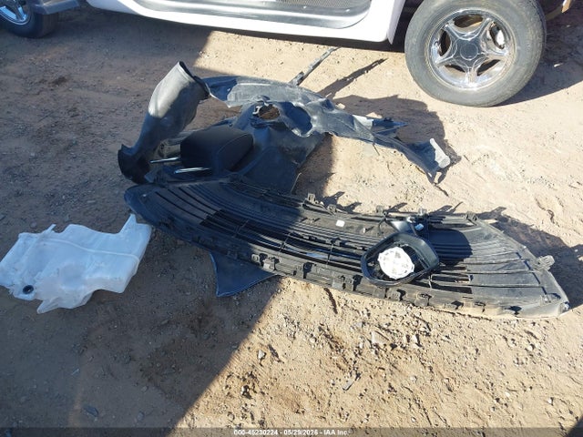 صورة مصغرة 12 لـ 2024 Toyota COROLLA LE