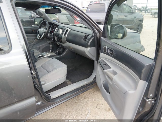 2013 Toyota TACOMA PRERUNNER V6 photo 5