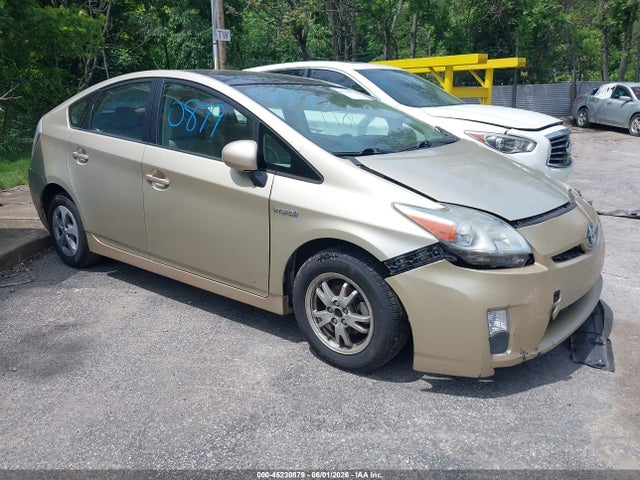 2010 TOYOTA PRIUS III