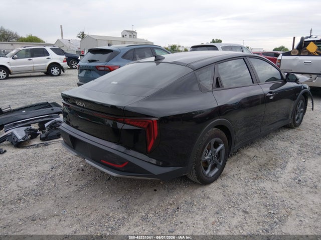 2025 KIA K4 LXS photo 4