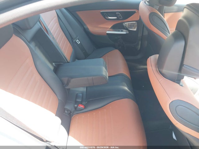 صورة 8 لـ 2024 Mercedes-BENZ C 300