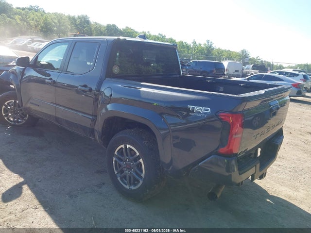 صورة 3 لـ 2024 Toyota TACOMA TRD SPORT