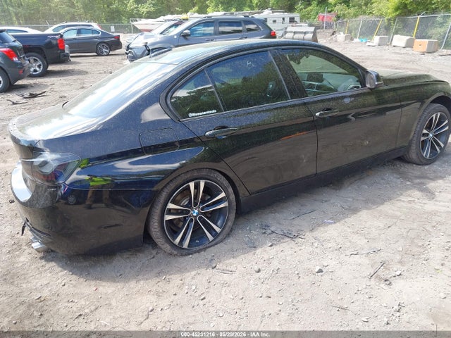 صورة مصغرة 4 لـ 2018 BMW 330I XDRIVE