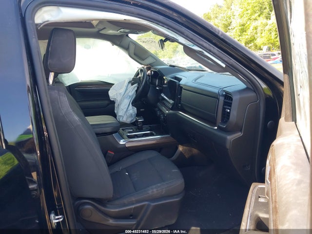 2023 Chevrolet SILVERADO 1500 RST photo 5
