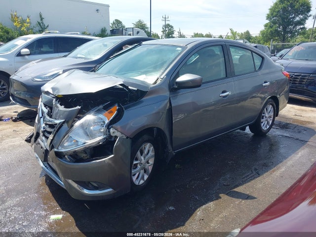 2018 Nissan VERSA 1.6 SV 照片 2