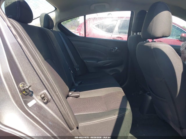 2018 Nissan VERSA 1.6 SV 照片 8