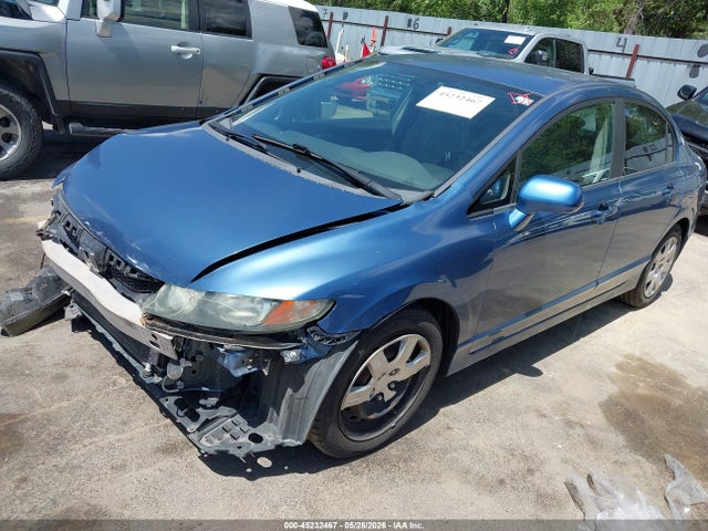 صورة مصغرة 2 لـ 2010 Honda CIVIC LX