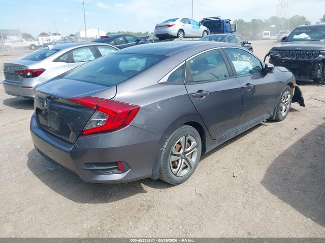 2016 Honda CIVIC LX — фото 4