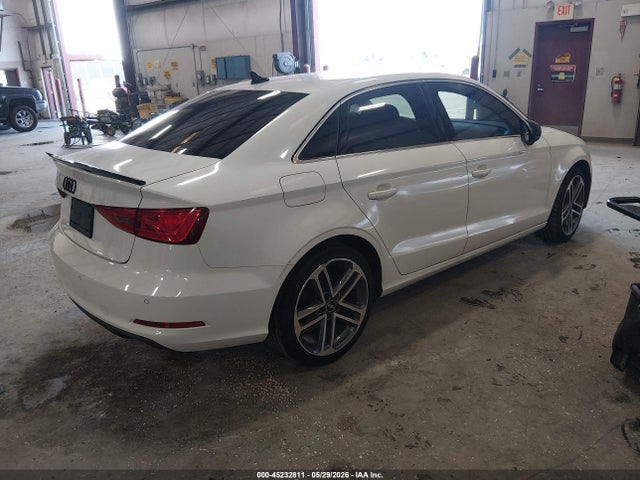 2015 AUDI A3 1.8T PREMIUM — фото 4