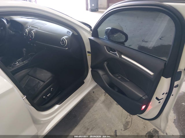 2015 AUDI A3 1.8T PREMIUM — фото 5