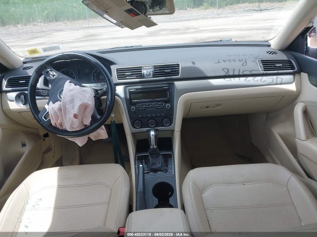 صورة 5 لـ 2015 Volkswagen PASSAT 1.8T WOLFSBURG EDITION