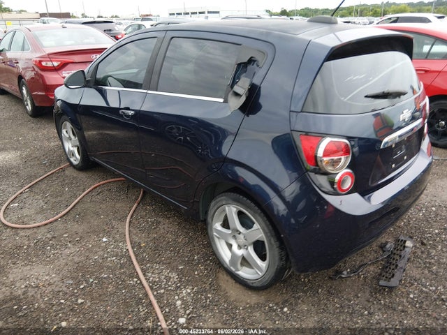 2016 Chevrolet SONIC LTZ AUTO 照片 3