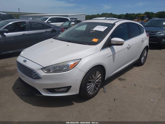 FORD FOCUS TITANIUM - 2