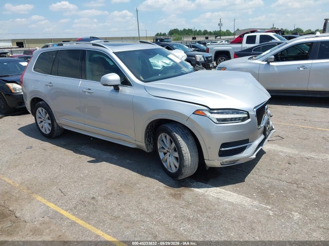 2017 VOLVO XC90 T6 MOMENTUM