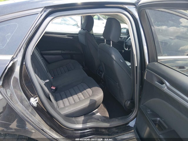 FORD FUSION SE - 8