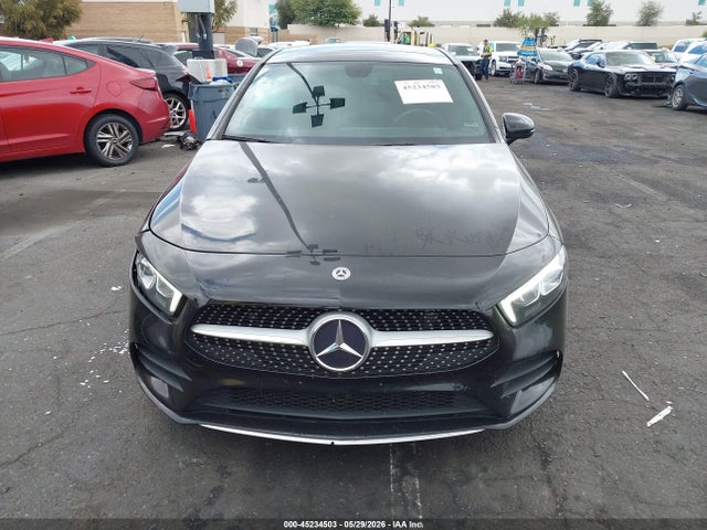 صورة 12 لـ 2019 Mercedes-BENZ A 220