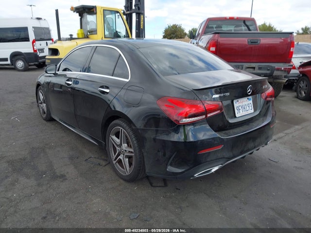 صورة 14 لـ 2019 Mercedes-BENZ A 220