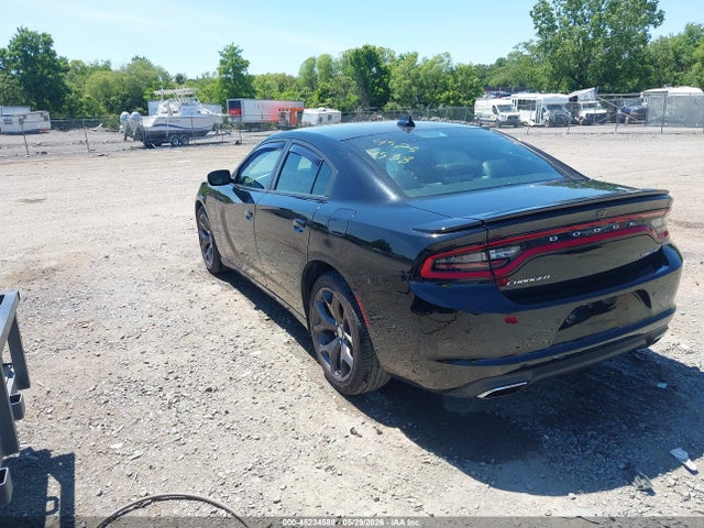 2016 Dodge CHARGER SXT — фото 3