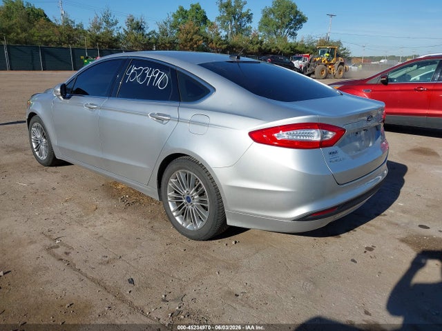 2013 FORD FUSION SE photo 3