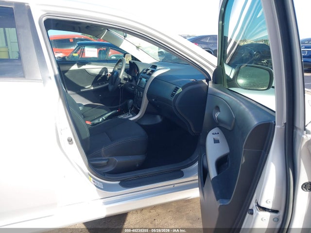 صورة 5 لـ 2013 Toyota COROLLA S