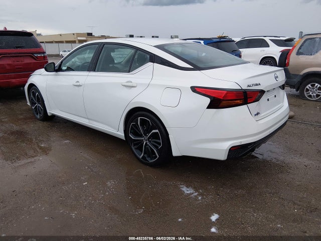 2024 Nissan ALTIMA SR FWD 照片 3