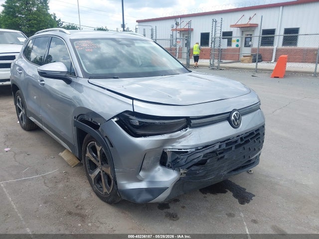 2025 VOLKSWAGEN TIGUAN 2.0T SE