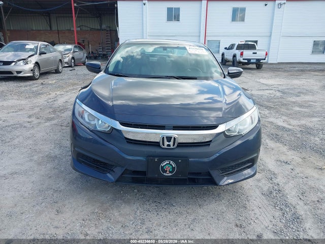 صورة مصغرة 12 لـ 2016 Honda CIVIC LX
