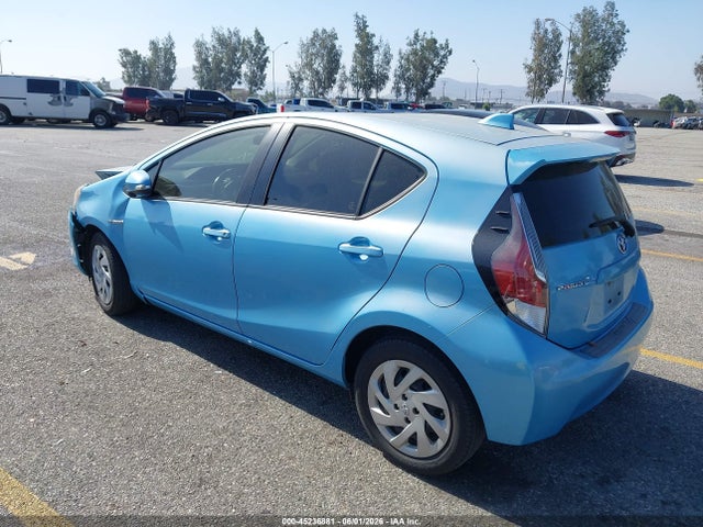 2015 Toyota PRIUS C FOUR/ONE/THREE/TWO 照片 3