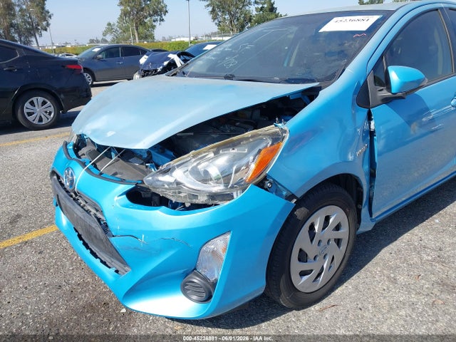 2015 Toyota PRIUS C FOUR/ONE/THREE/TWO 照片 6