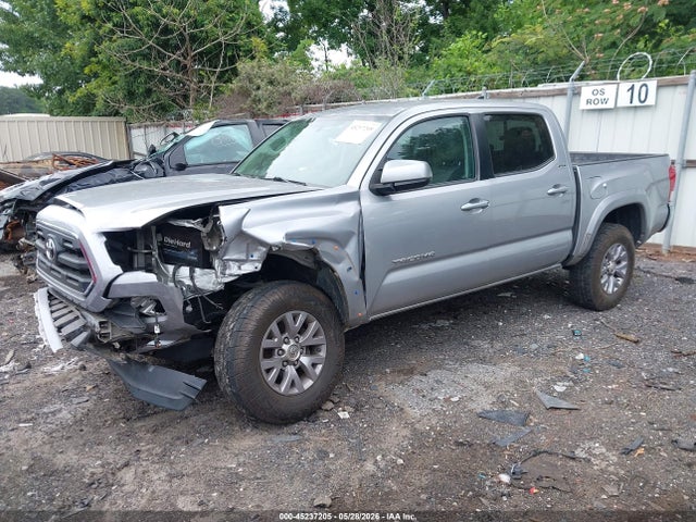 2016 Toyota TACOMA SR5 照片 2