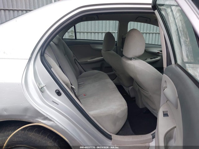 صورة 8 لـ 2010 Toyota COROLLA LE