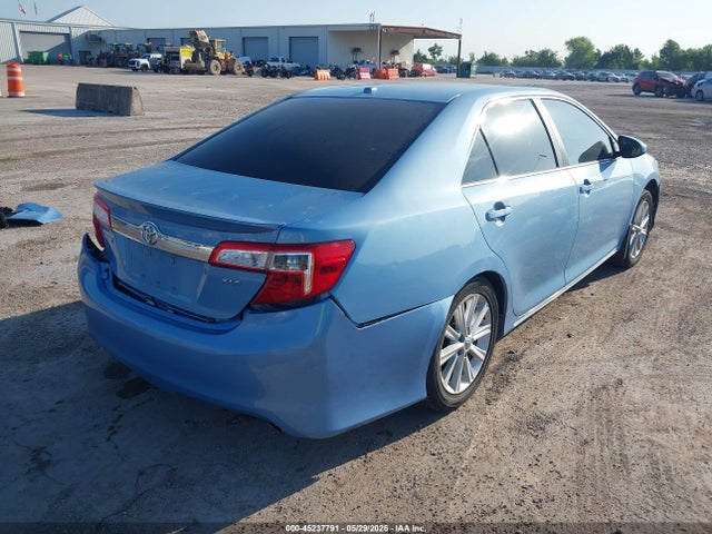 2013 Toyota CAMRY XLE V6 照片 4
