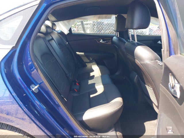 صورة 8 لـ 2021 KIA FORTE GT-LINE
