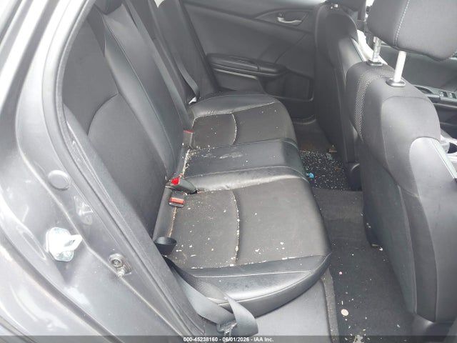 صورة 8 لـ 2021 Honda CIVIC SPORT