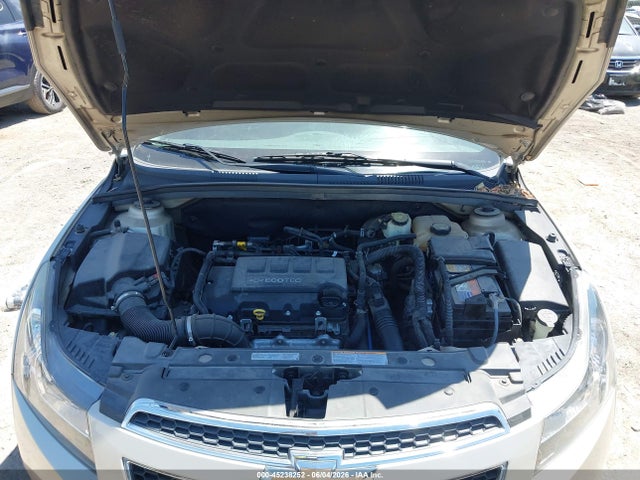 2013 Chevrolet CRUZE 1LT AUTO photo 10