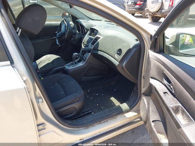 2013 Chevrolet CRUZE 1LT AUTO photo 5